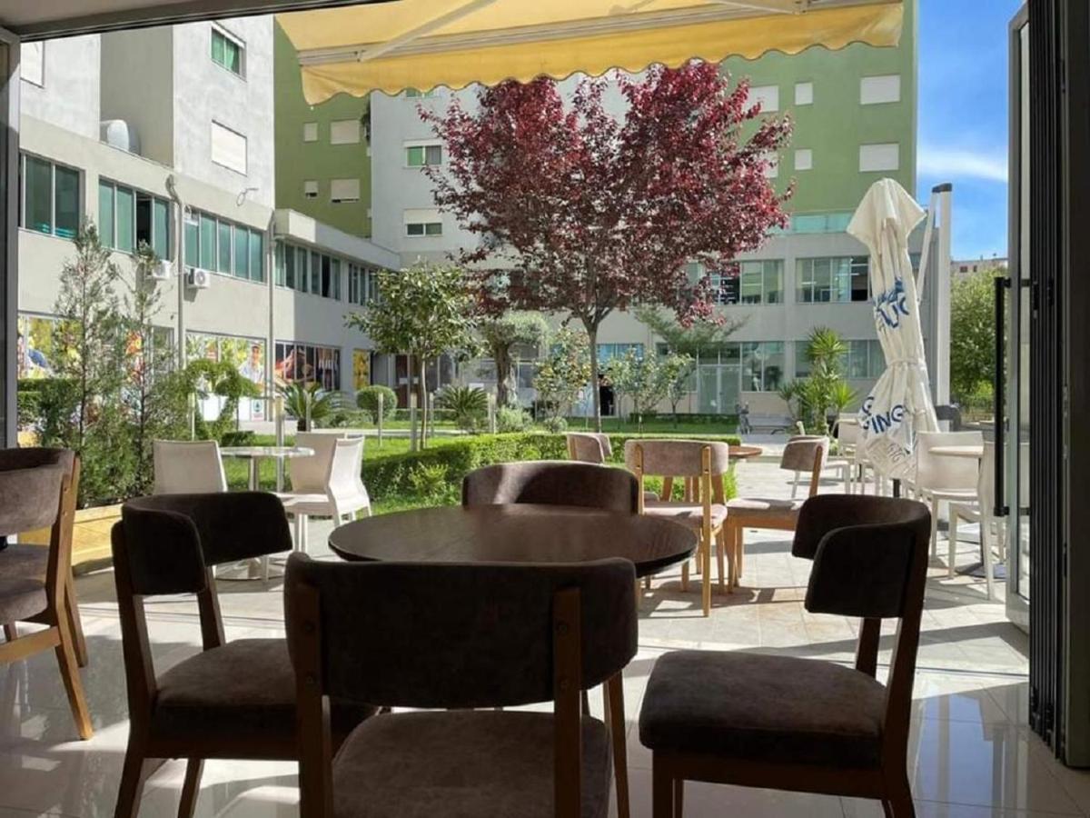 Brand24 Apartment Вльора Екстер'єр фото