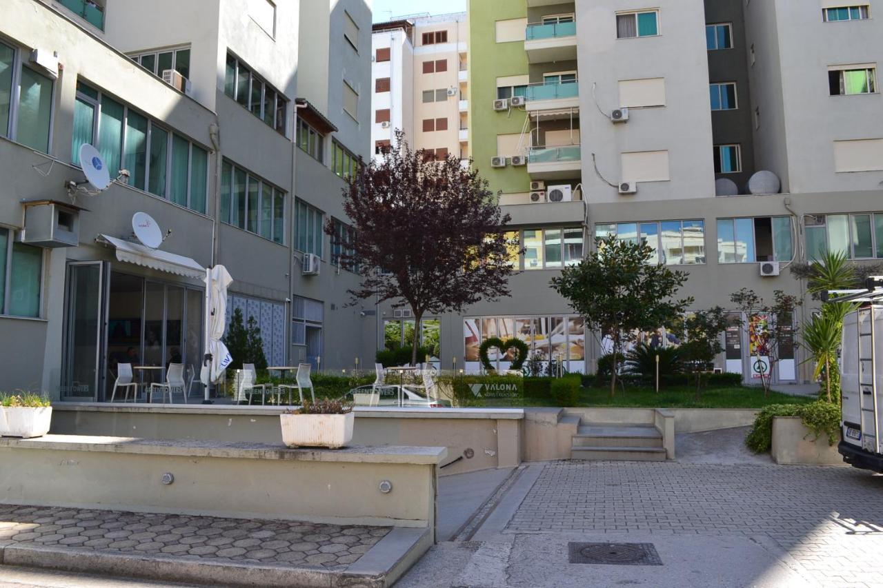 Brand24 Apartment Вльора Екстер'єр фото