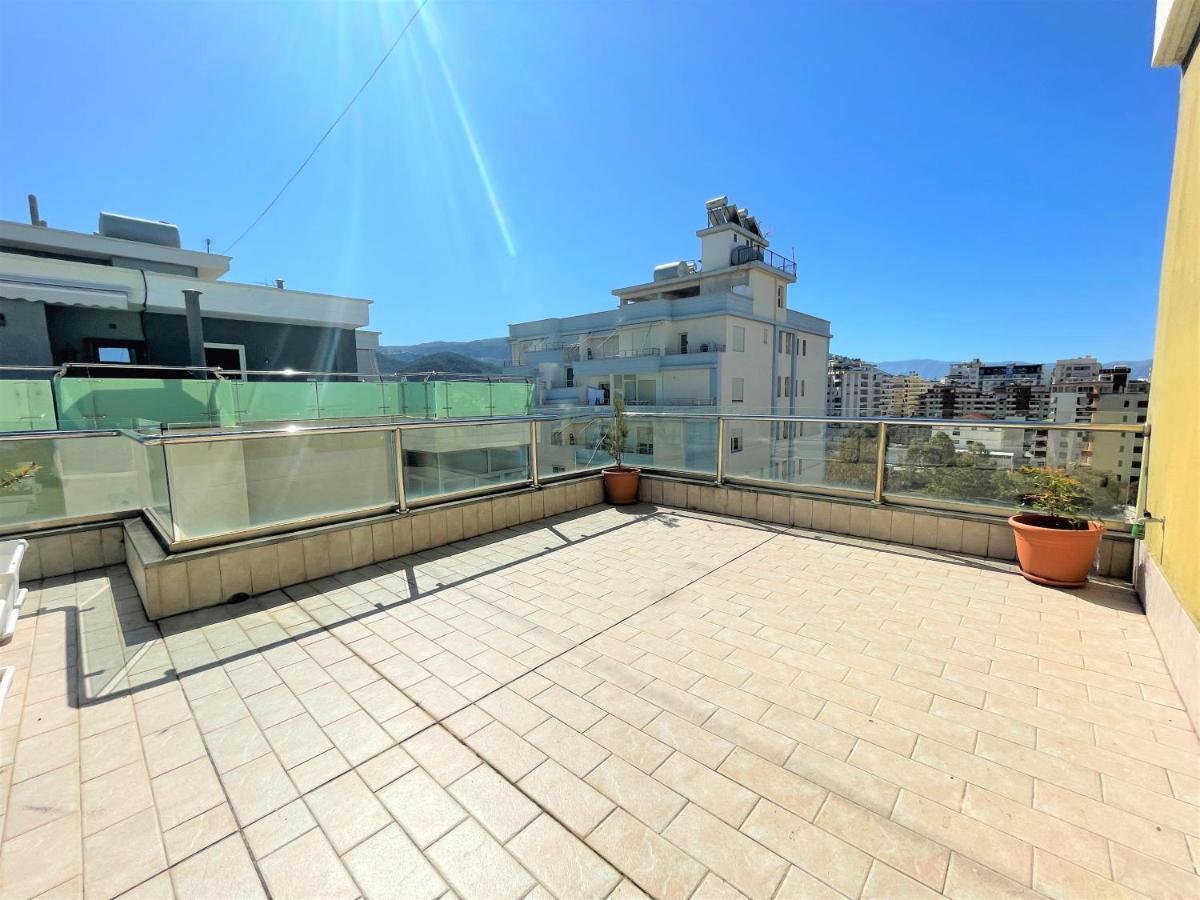 Brand24 Apartment Вльора Екстер'єр фото
