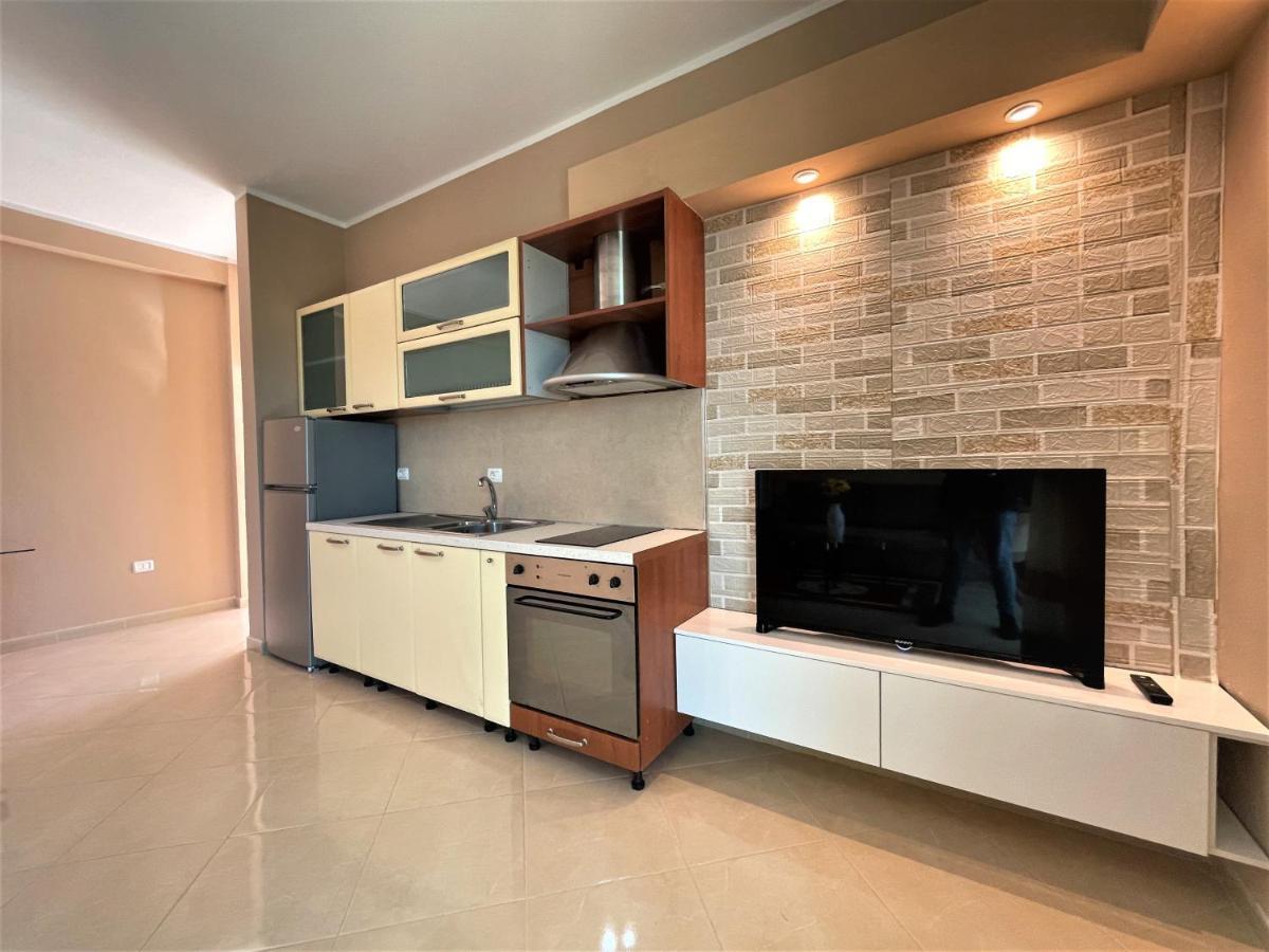 Brand24 Apartment Вльора Екстер'єр фото